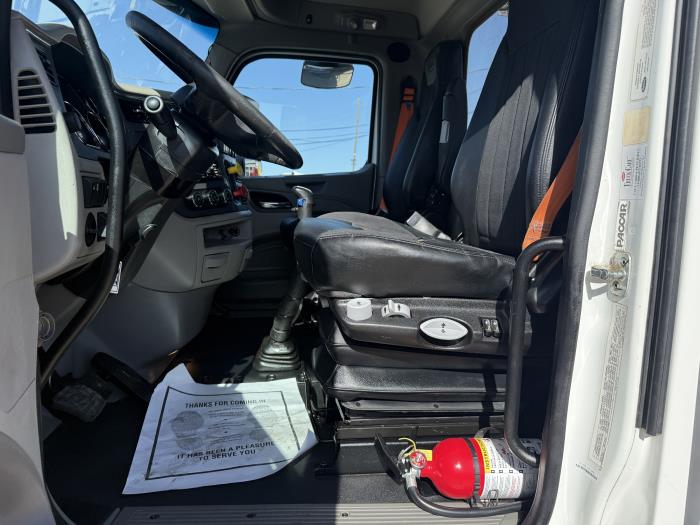 2020 Peterbilt 567-11