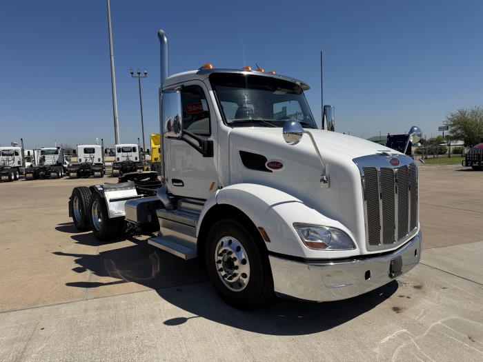 2021 Peterbilt 579-7
