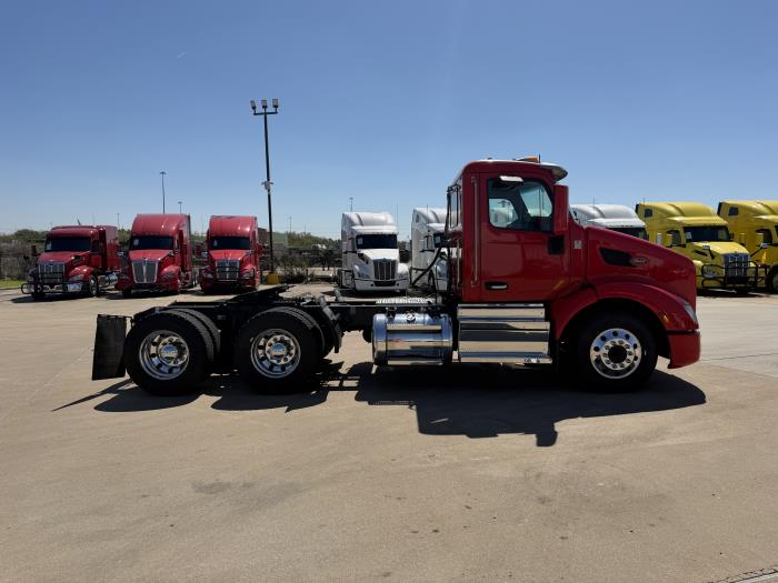 2020 Peterbilt 579-6