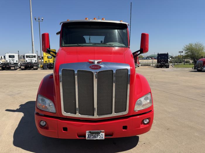 2020 Peterbilt 579-8