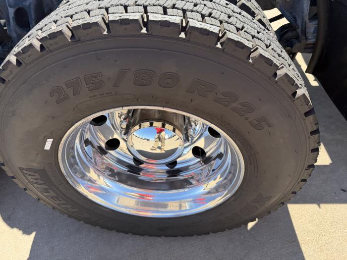 2020 Peterbilt 579-9