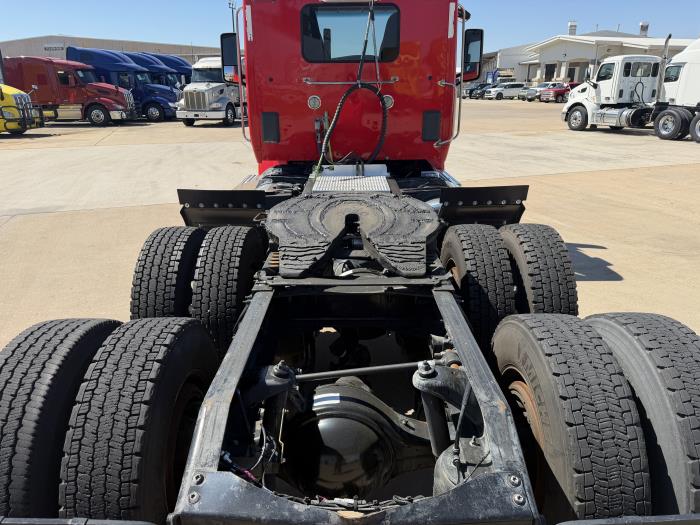 2020 Peterbilt 579-13