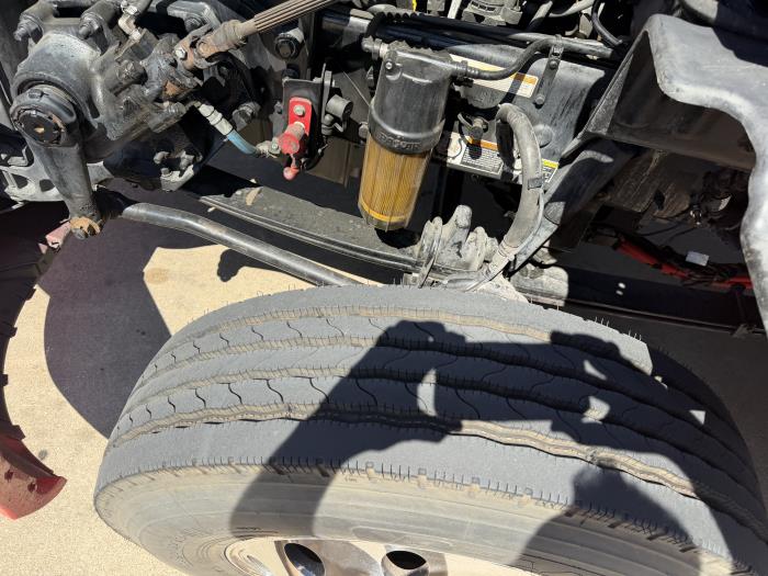 2020 Peterbilt 579-18