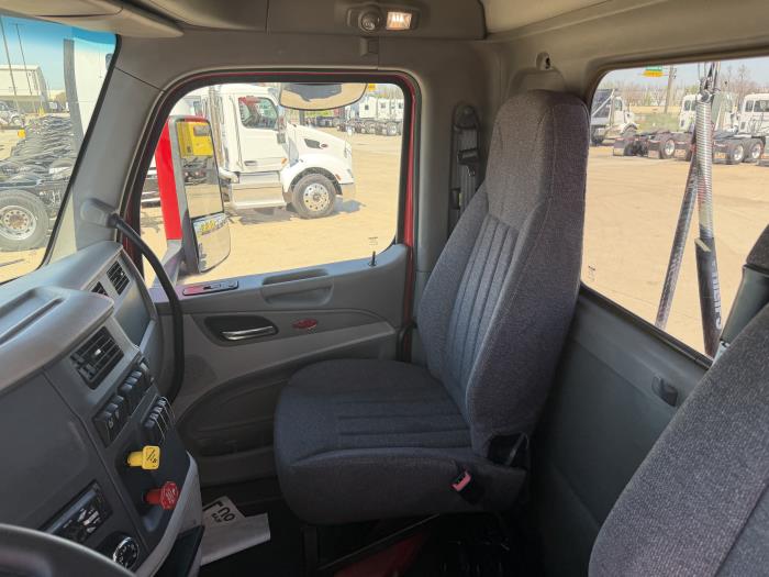 2020 Peterbilt 579-25