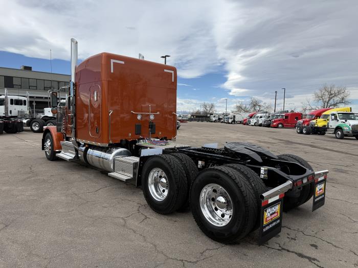 2027 Peterbilt 589-5