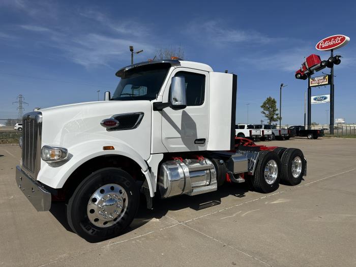 2023 Peterbilt 567-0