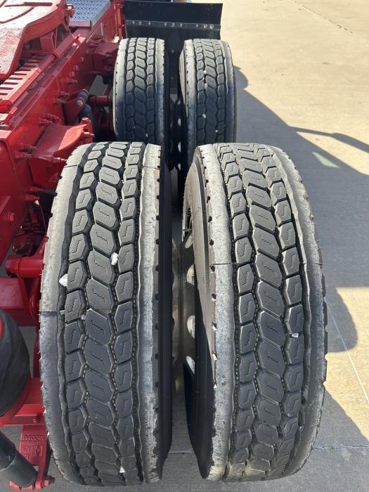 2023 Peterbilt 567-15