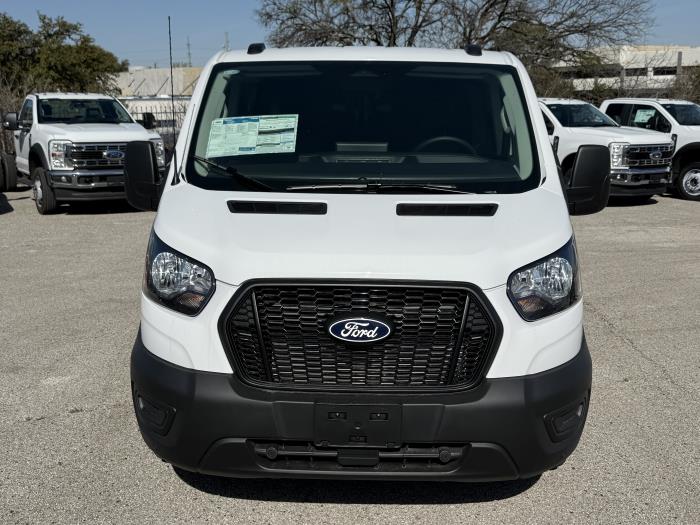 2026 Ford Transit-250-8
