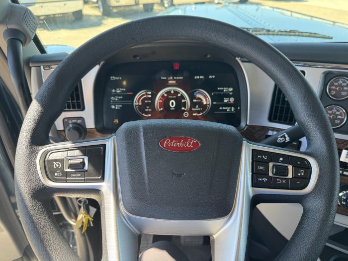 2026 Peterbilt 589-26