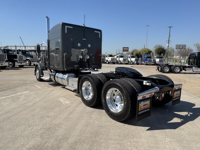 2027 Peterbilt 589-5