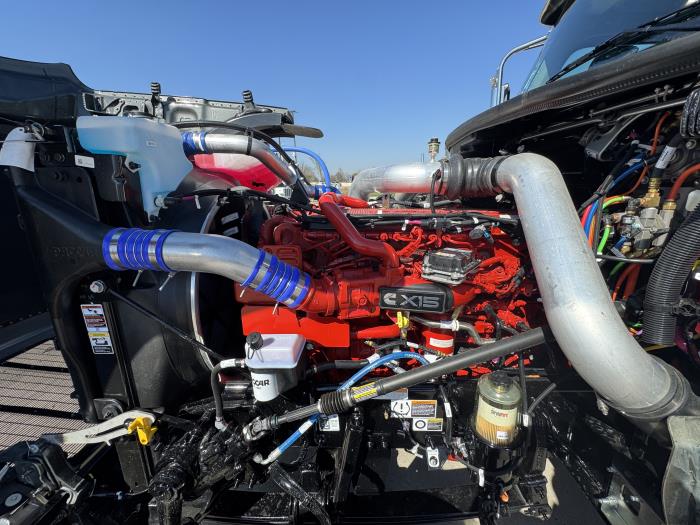 2027 Peterbilt 589-21