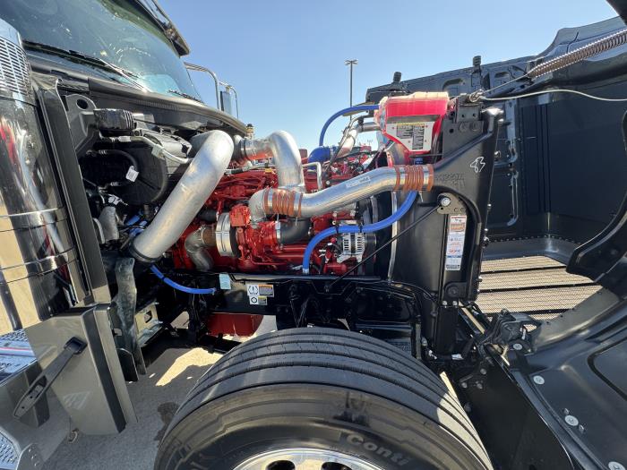 2027 Peterbilt 589-23