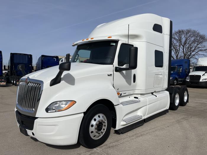 2023 International LT625-0