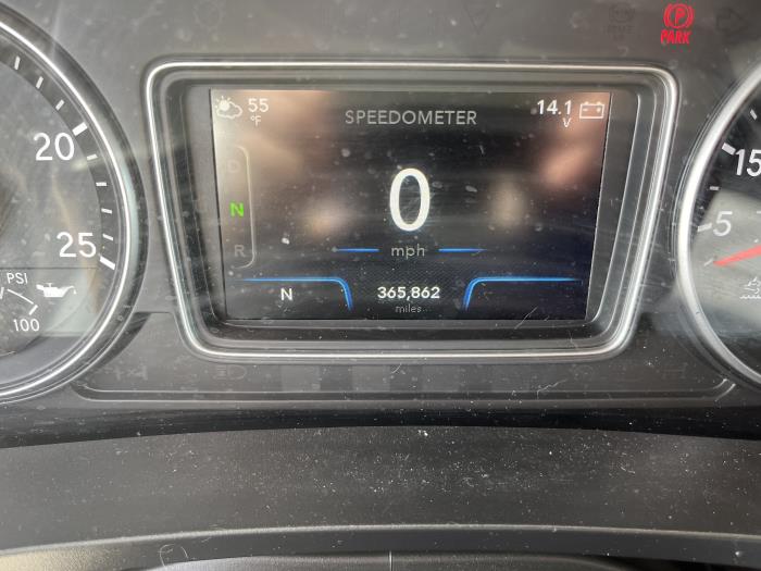 2023 International LT625-12