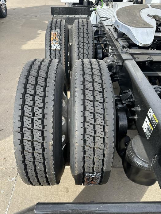 2021 Peterbilt 579-10