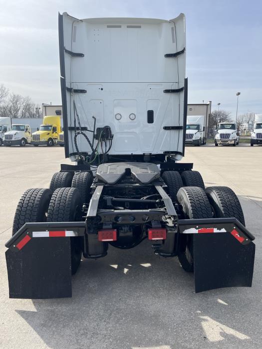 2023 International LT625-2