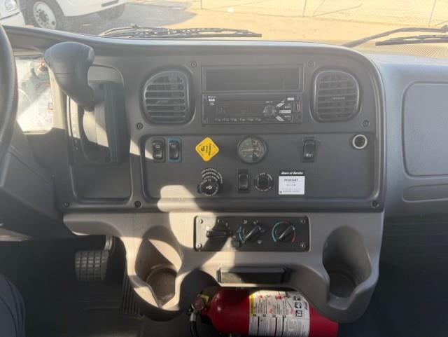 2021 Freightliner Business Class M2 106-9