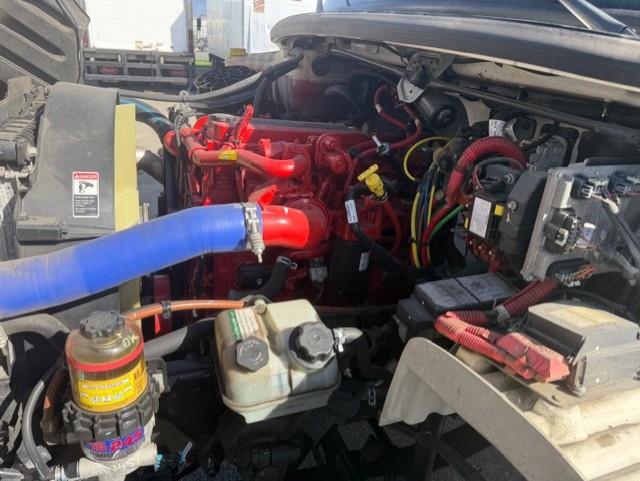 2021 Freightliner Business Class M2 106-11