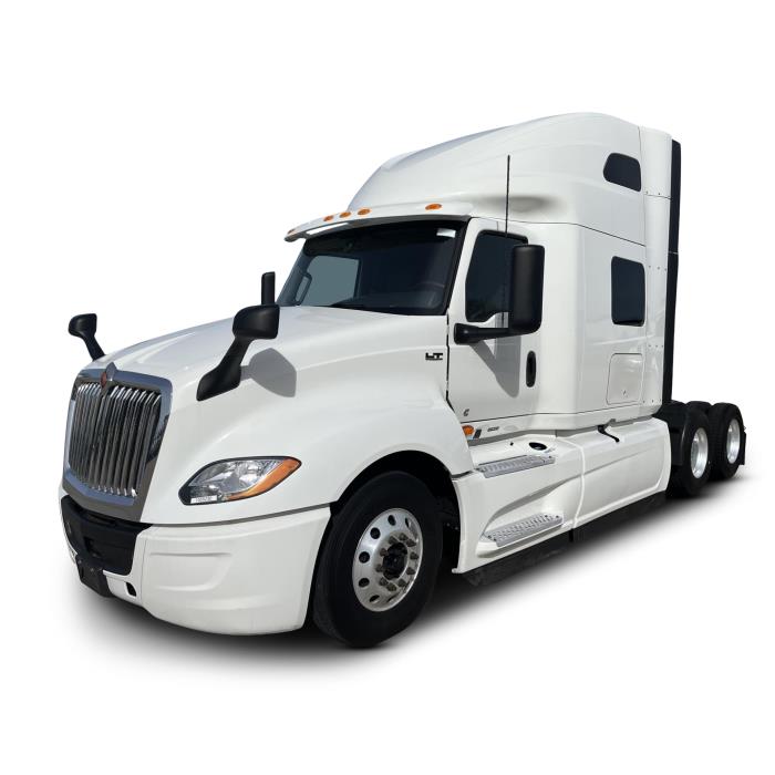 2023 International LT - image 1