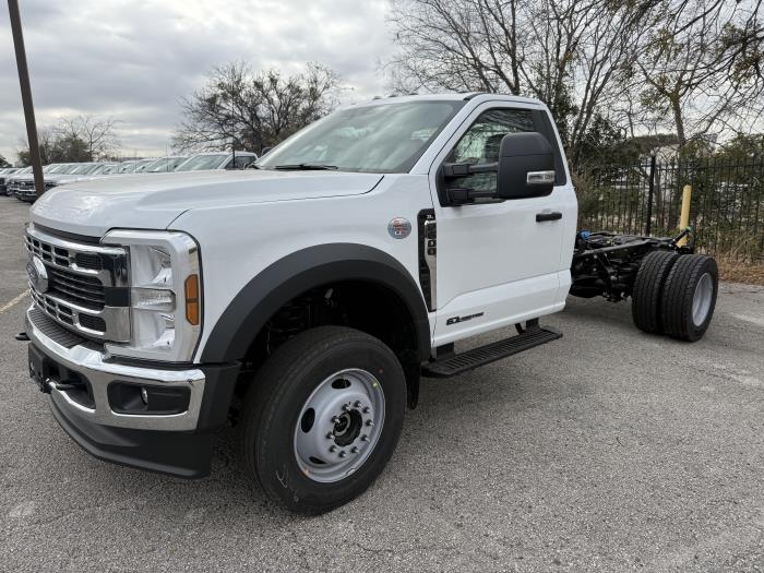 2026 Ford F-600-2