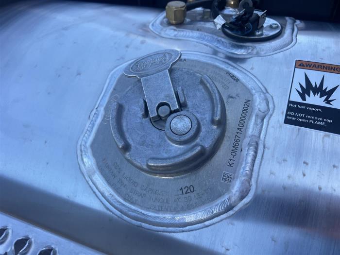 2027 Peterbilt 589-10