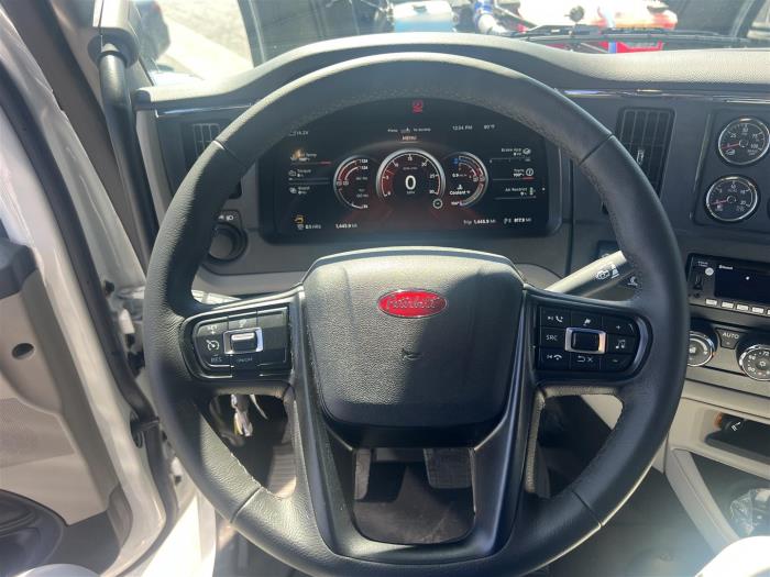 2027 Peterbilt 589-26