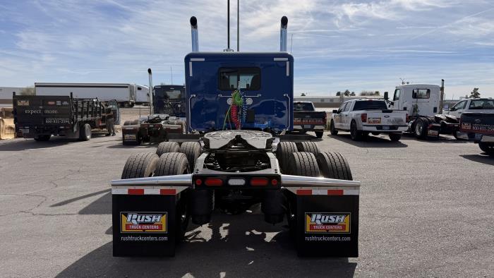 2027 Peterbilt 589-4