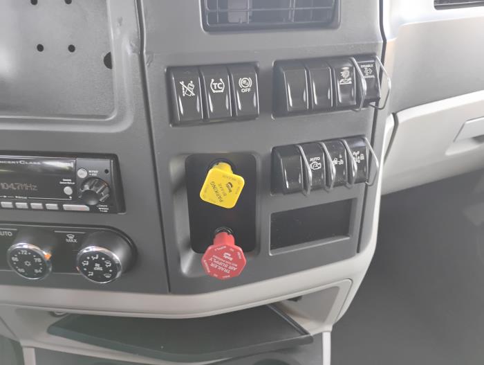 2022 Peterbilt 579-20