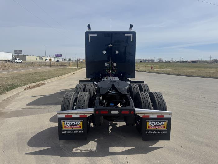 2027 Peterbilt 589-8
