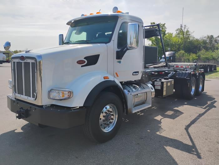 2019 Peterbilt 567 - image 3