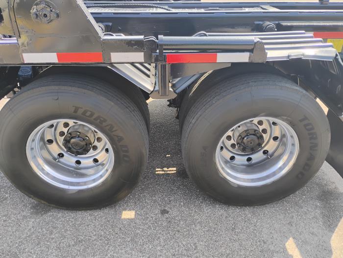 2019 Peterbilt 567 - image 6