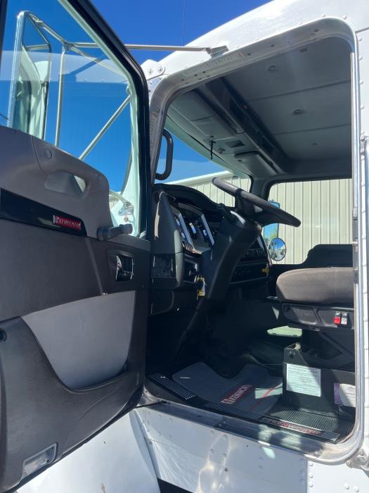 2015 Kenworth T440-11