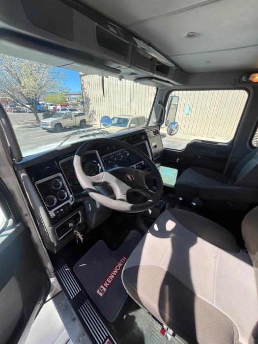 2015 Kenworth T440-14