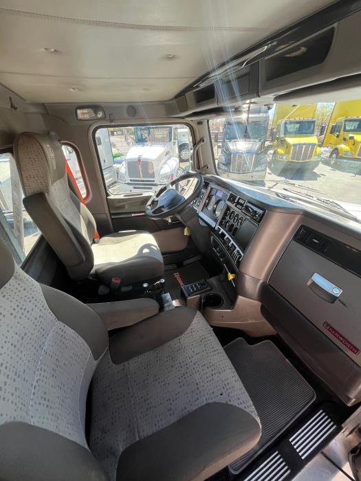 2015 Kenworth T440-18