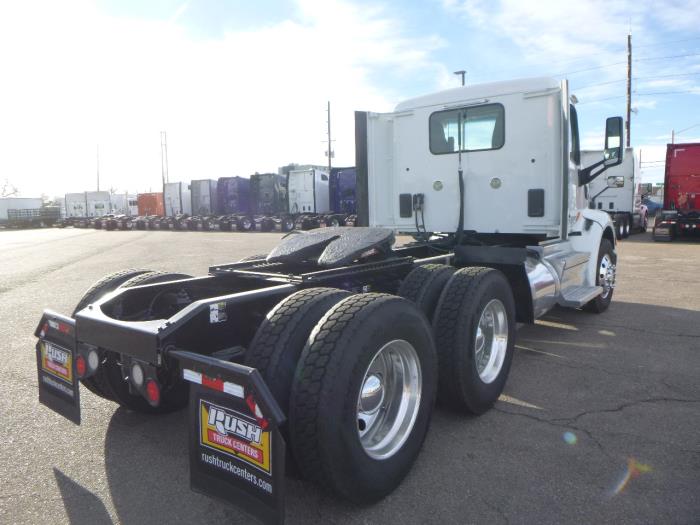 2021 Peterbilt 579 - image 6