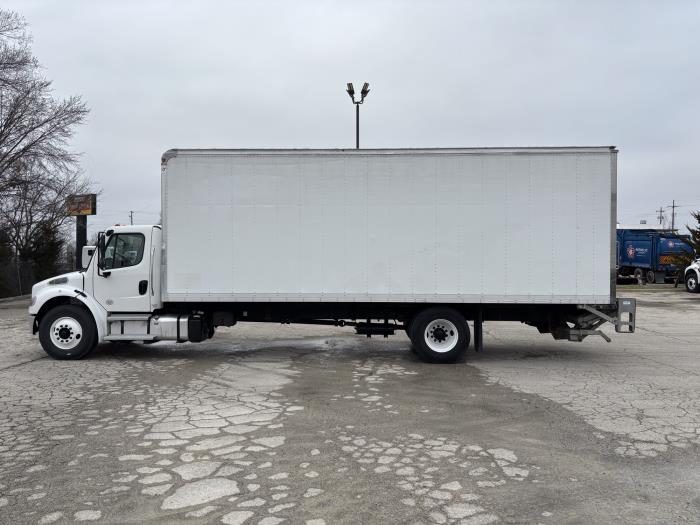 2022 Freightliner Business Class M2 106-0