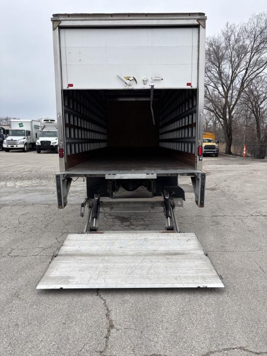 2022 Freightliner Business Class M2 106-7