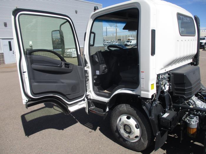 2026 Isuzu NPR-HD-10