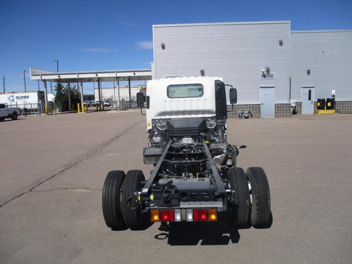 2026 Isuzu NPR - image 8