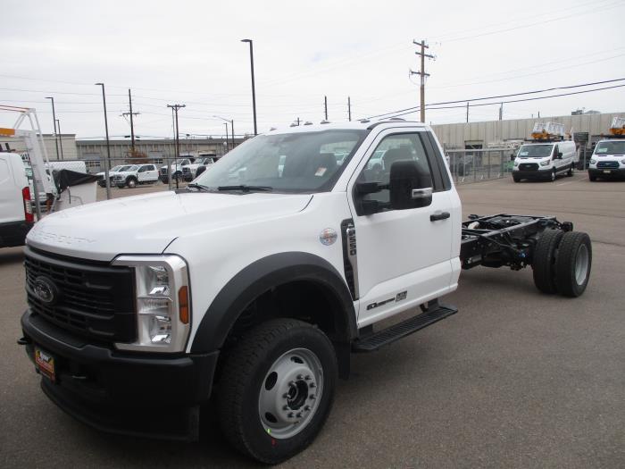 2026 Ford F-550-1