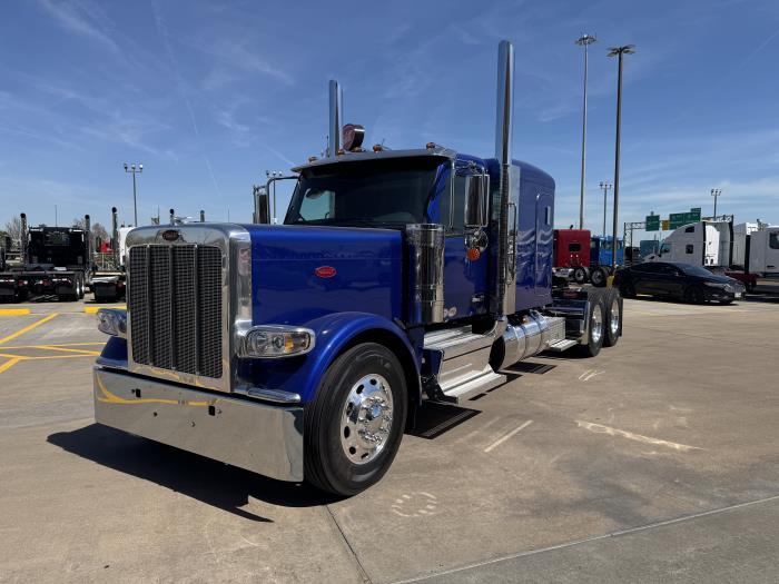 2027 Peterbilt 589-1