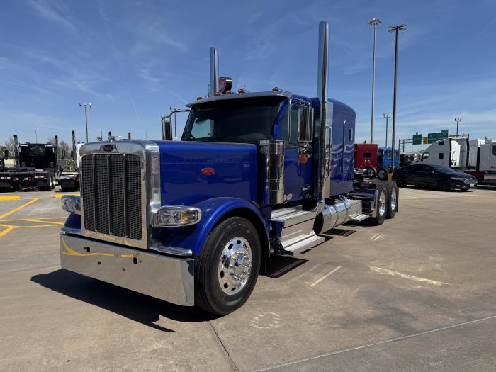 2027 Peterbilt 589-2