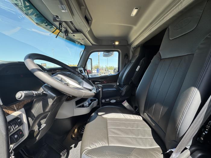 2027 Peterbilt 589-11