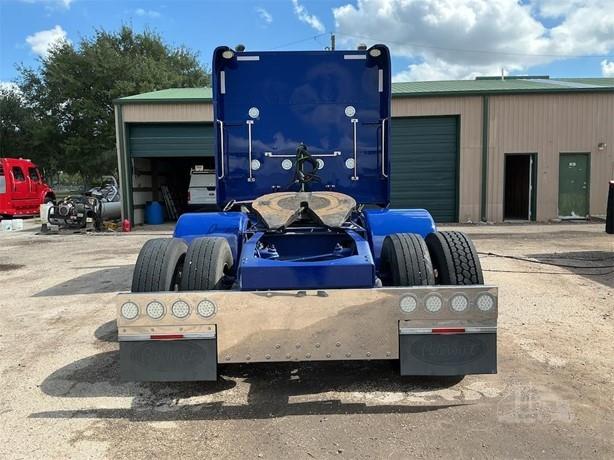 2024 Peterbilt 389-2