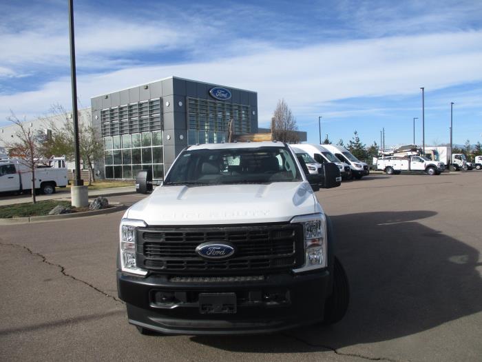 2026 Ford F-550-3