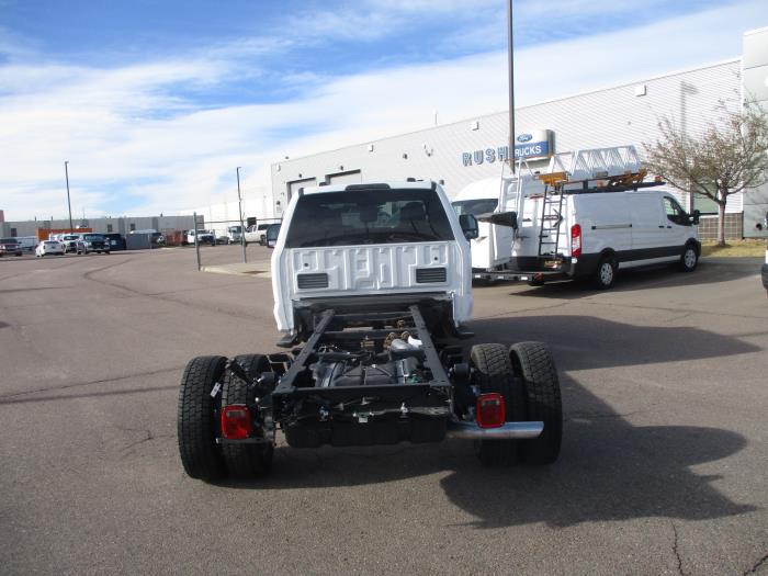 2025 Ford F-550-6