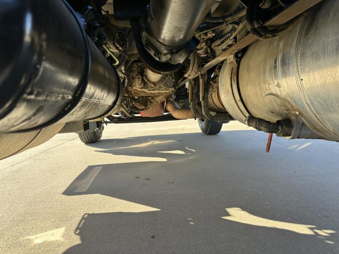 2020 Peterbilt 389-17