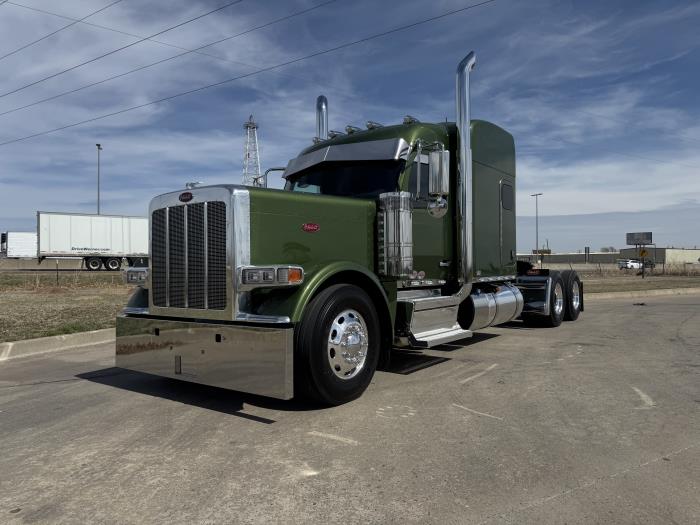 2027 Peterbilt 589-1