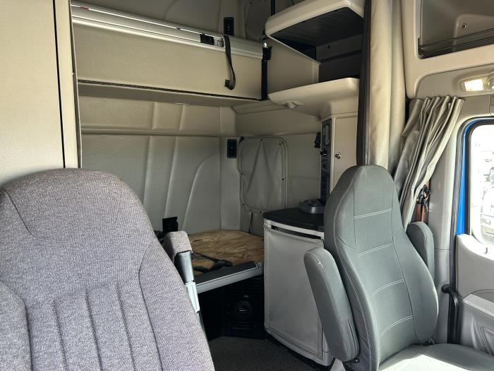 2021 Peterbilt 579-10