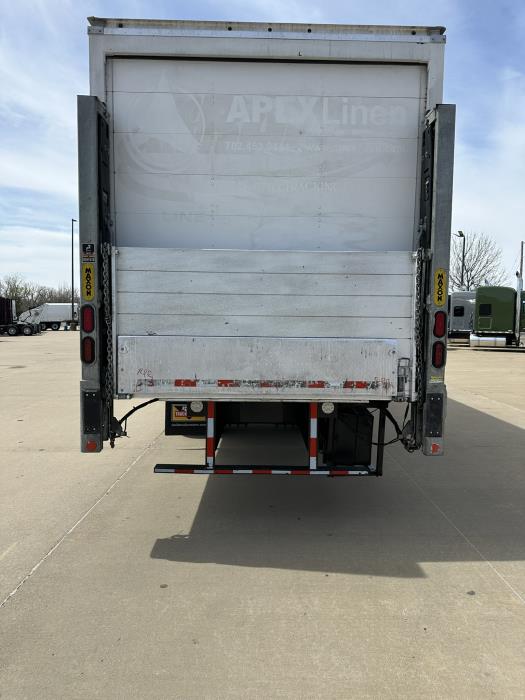 2020 Peterbilt 337-3